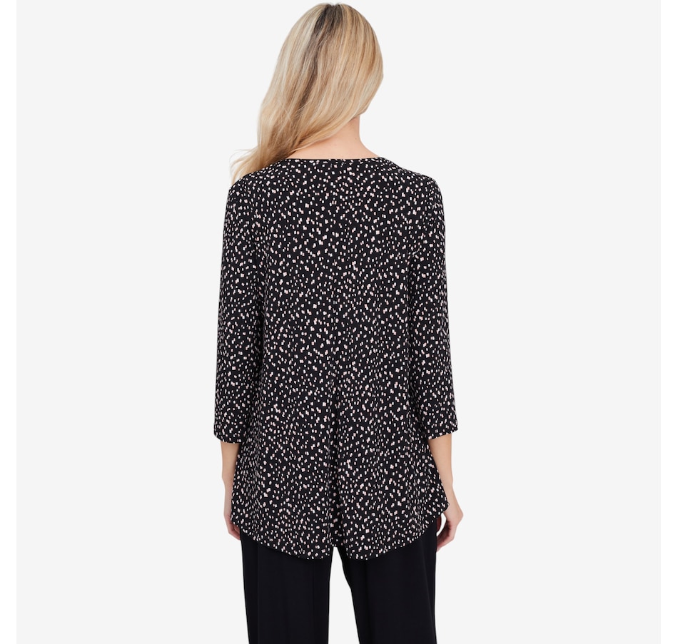 Image 104146_ALTMORE1.jpg, Product 104-146 / Price $49.99, Kim & Co. Deluxe Brazil Knit 3/4 Length Sleeve Sweet V-Neck Tunic from Kim & Co. on TSC.ca's Fashion department