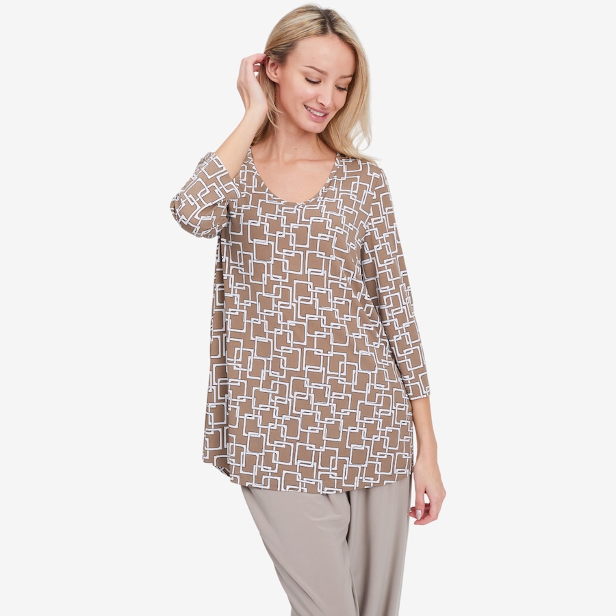Image 104146_ALTMORE4.jpg, Product 104-146 / Price $29.33, Kim & Co. Deluxe Brazil Knit 3/4 Length Sleeve Sweet V-Neck Tunic from Kim & Co. on TSC.ca's Fashion department