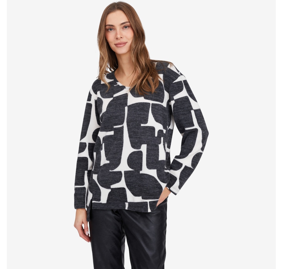 Image 104390_ALTMORE1.jpg, Product 104-390 / Price $79.99, Mr. Max Super Soft V-Neck Tunic from Mr. Max on TSC.ca's Fashion department