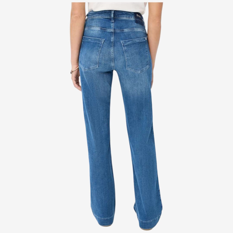 Image 104448_ALTMORE4.jpg, Product 104-448 / Price $298.00, Brax Maine Wide Leg Jean from Brax on TSC.ca's Fashion department