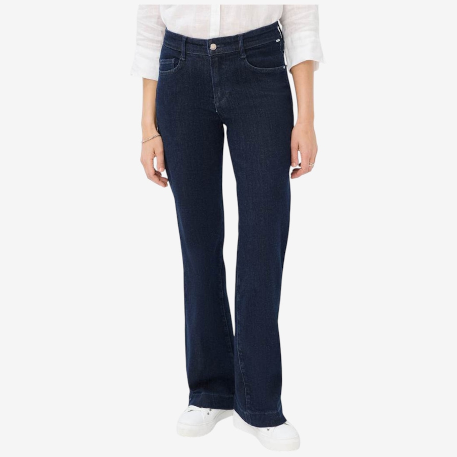Image 104448_CLDBE.jpg, Product 104-448 / Price $298.00, Brax Maine Wide Leg Jean from Brax on TSC.ca's Fashion department