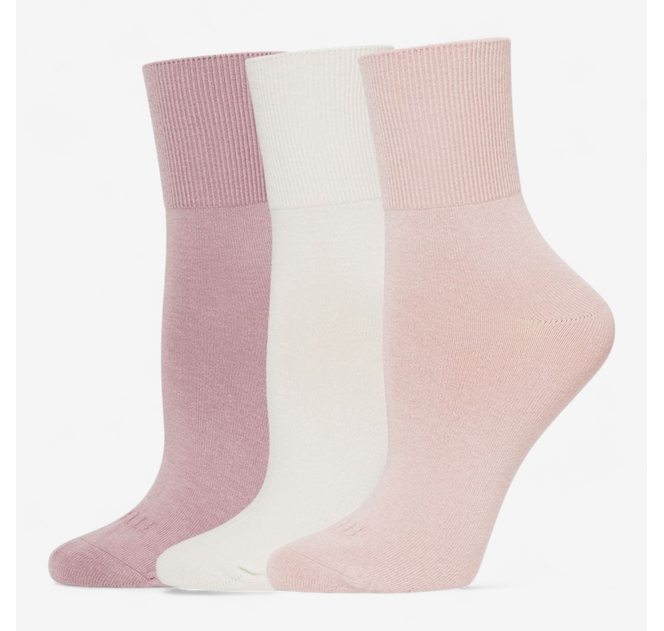 Image 104519_CRE.jpg, Product 104-519 / Price $24.00, Hue Bobby Socks (3-pack) from HUE on TSC.ca's Fashion department
