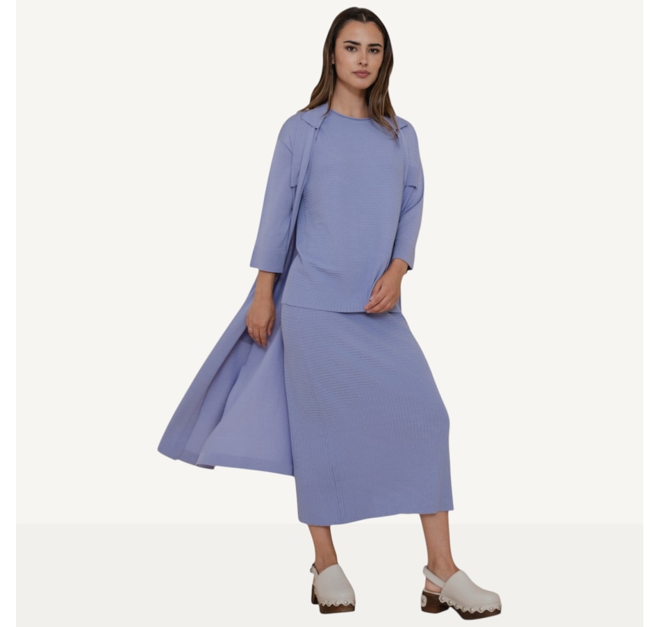 Image 104538_ALTMORE1.jpg, Product 104-538 / Price $140.00, Why Not Long Sleeve Cardigan with Pockets and Side Slits from Why Not on TSC.ca's Fashion department