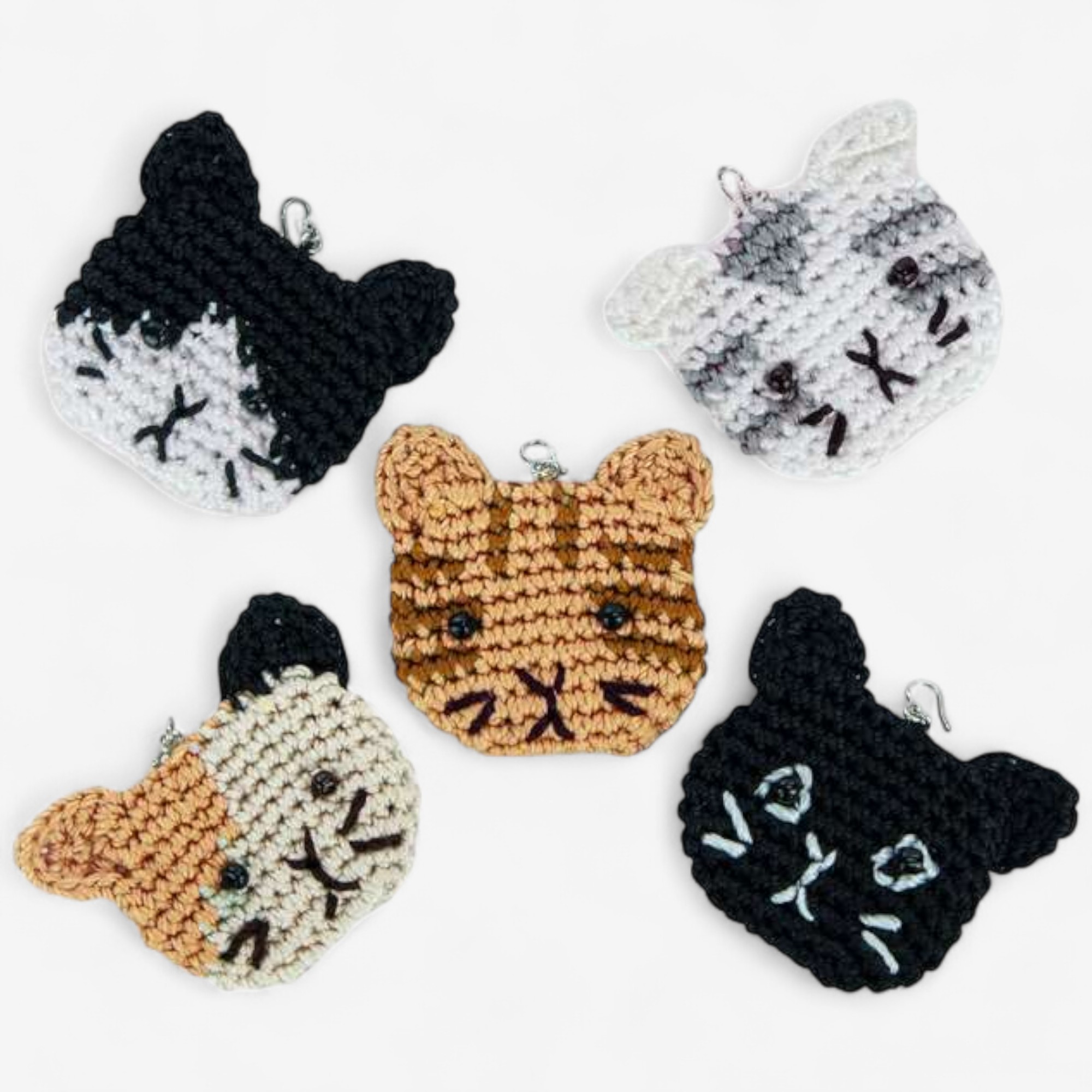 The Sak Yarni Charmz Decorative Crochet Charm - TSC.ca