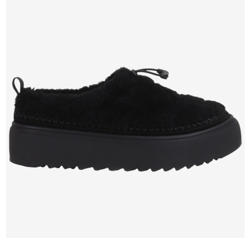 Image 104666_ALTMORE2.jpg, Product 104-666 / Price $160.00, Cougar Arlo Slip-On Mule from Cougar Footwear on TSC.ca's Shoes department