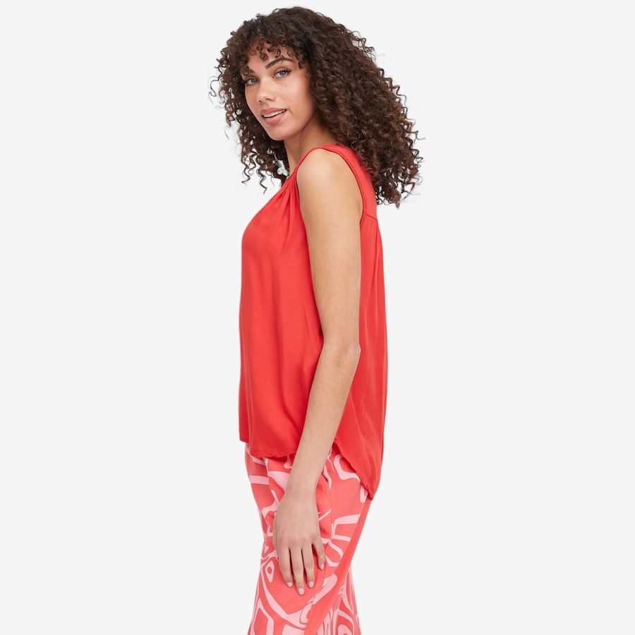 Image 104765_ALTMORE1.jpg, Product 104-765 / Price $24.88, M Made In Italy V-Neck Sleeveless Top with High-Low Hemline from M Made in Italy on TSC.ca's Fashion department
