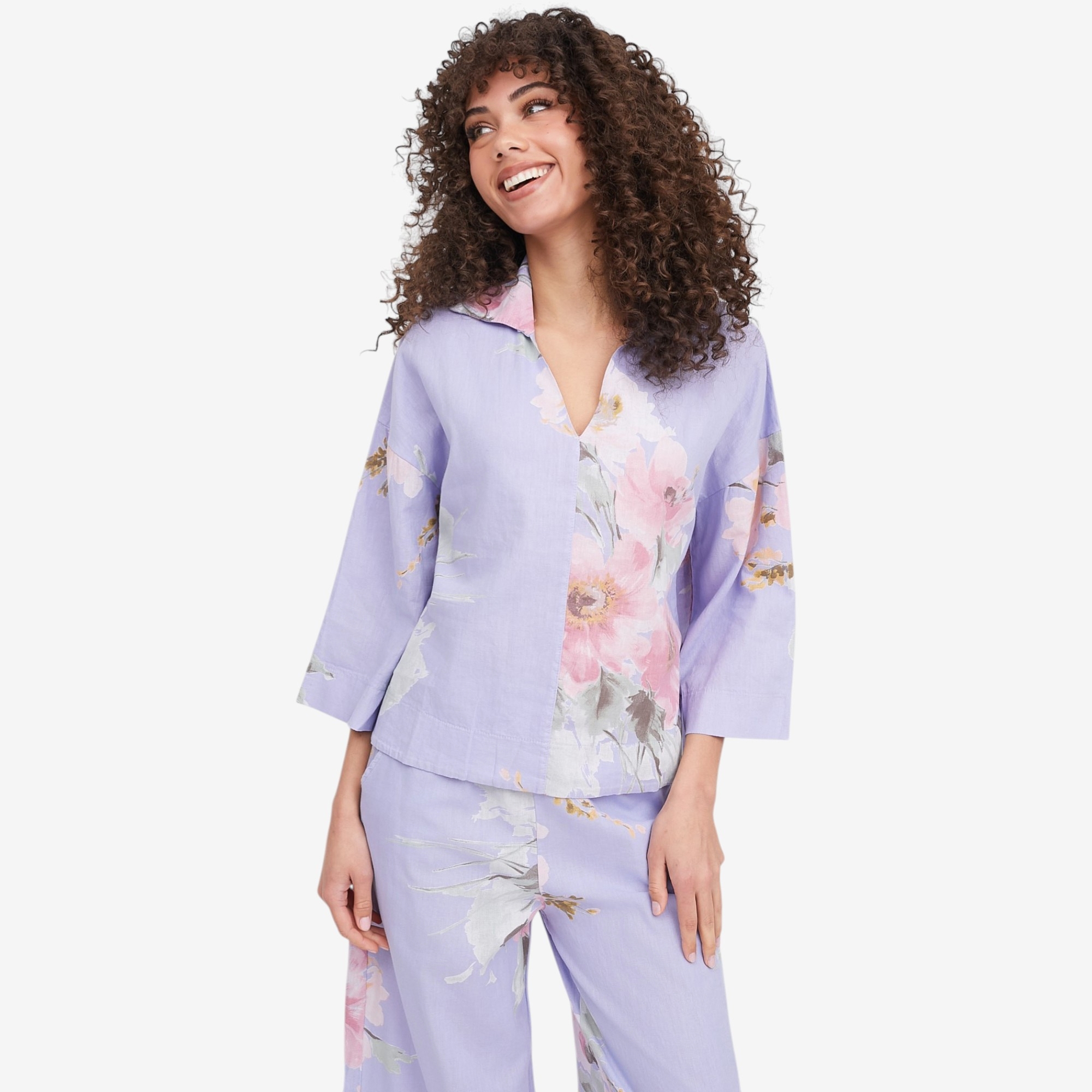 M Made In Italy Floral V-Neck Top with Shirt Collar and 3/4 Length