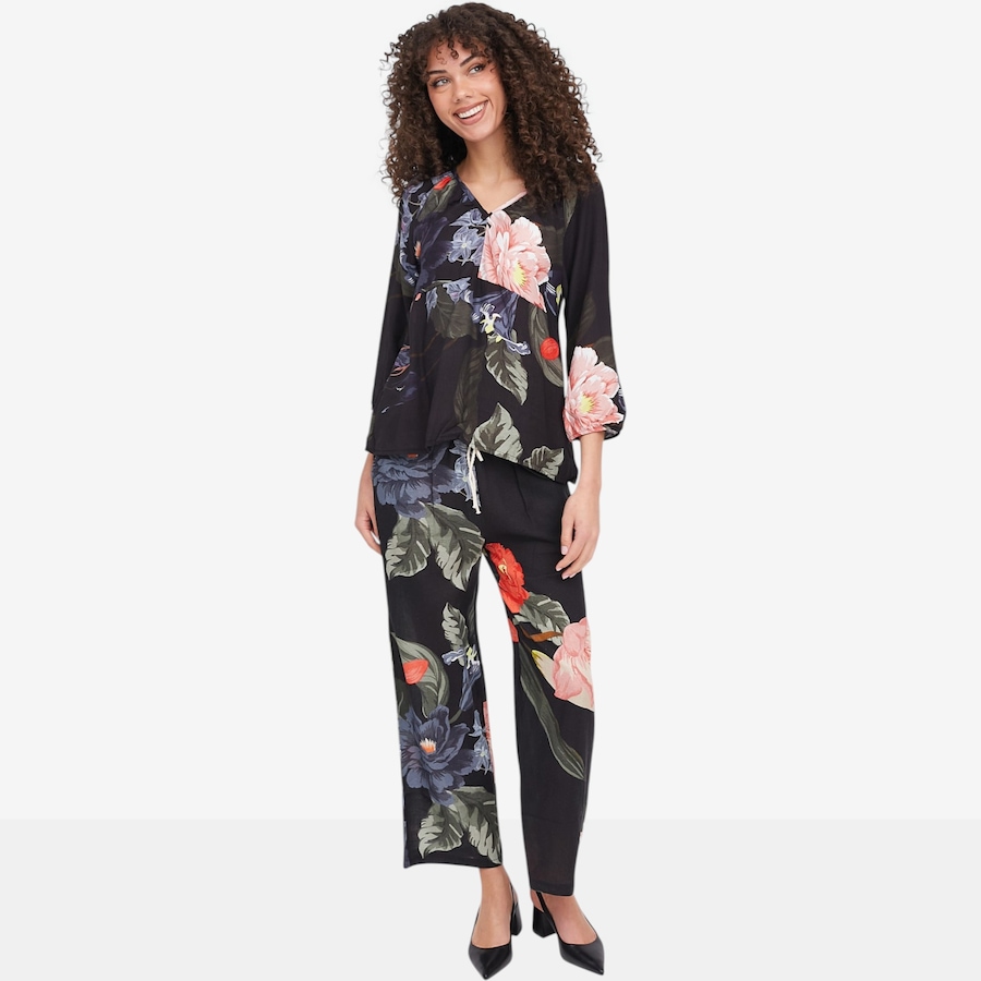 Image 104813_ALTMORE5.jpg, Product 104-813 / Price $39.88, M Made In Italy Floral Print V-Neck Top with 3/4 Length Puff Sleeves from M Made in Italy on TSC.ca's Fashion department