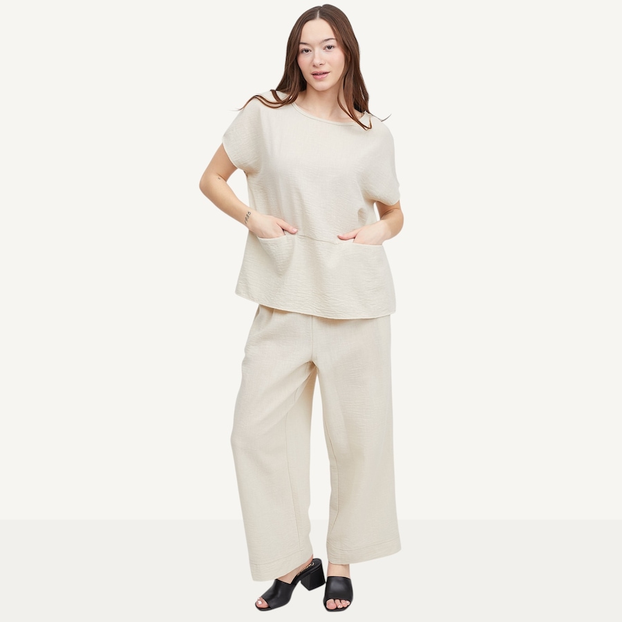 Image 104823_ALTMORE5.jpg, Product 104-823 / Price $29.88, Kim & Co. Linen Feel Loose Top with Pockets from Kim & Co. on TSC.ca's Fashion department