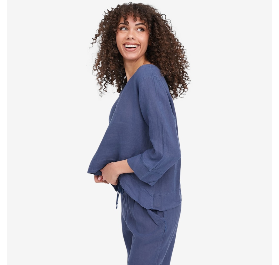 Image 104924_ALTMORE1.jpg, Product 104-924 / Price $54.88, M Made In Italy Boat Neck Top with High-Low Hemline from M Made in Italy on TSC.ca's Fashion department