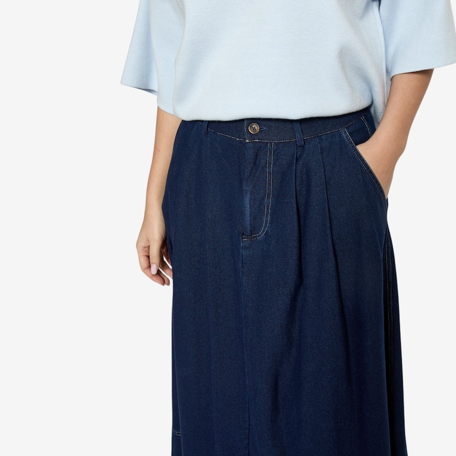 Image 104930_DDE.jpg, Product 104-930 / Price $145.00, Peppercorn Naddie Skirt from Peppercorn on TSC.ca's Fashion department