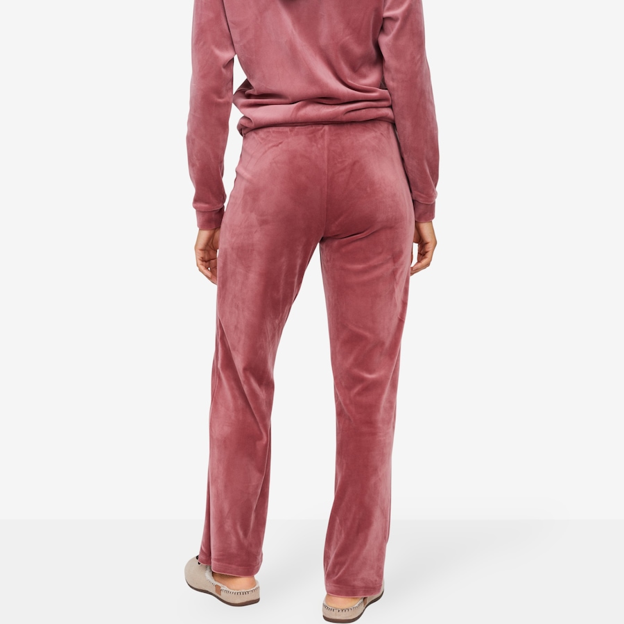 Image 104958_ALTMORE3.jpg, Product 104-958 / Price $175.00, Brian Bailey Velour Top and Pant Set from Brian Bailey on TSC.ca's Fashion department