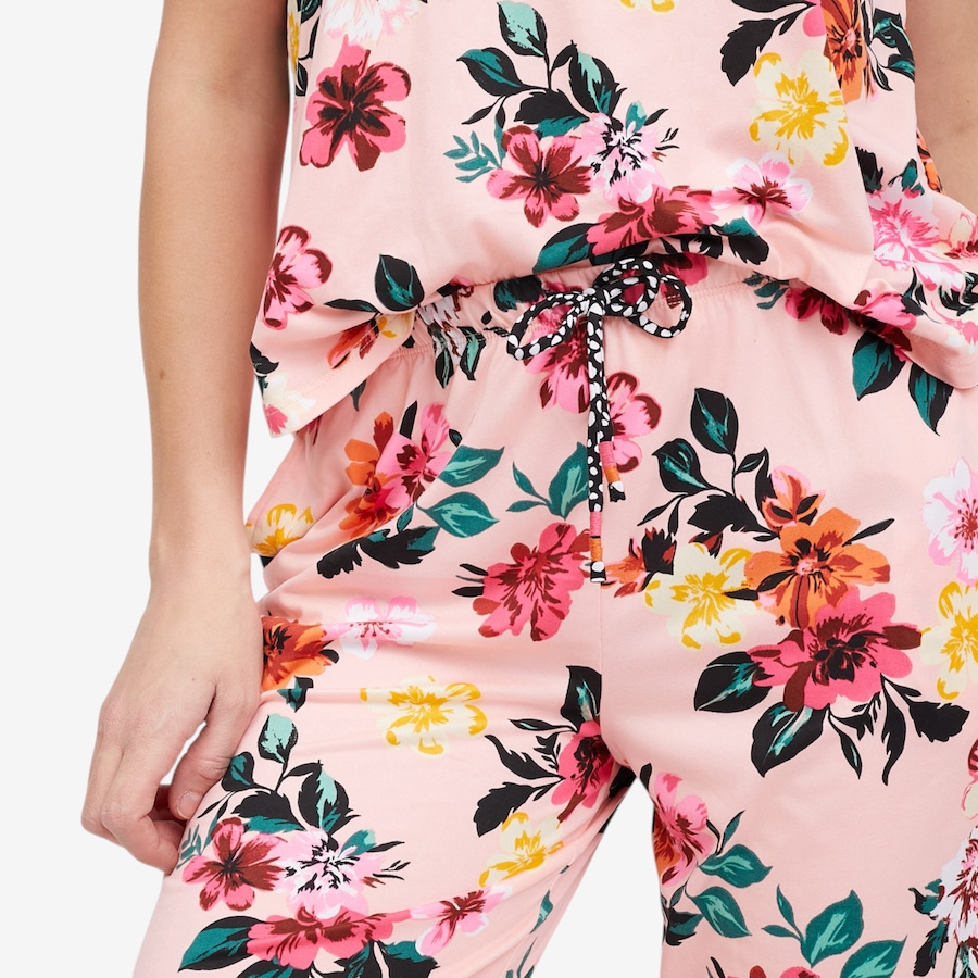 Image 104968_ALTMORE2.jpg, Product 104-968 / Price $34.88, Cuddl Duds Cool & Airy Print V-neck & Capri Pj Set from Cuddl Duds on TSC.ca's Fashion department