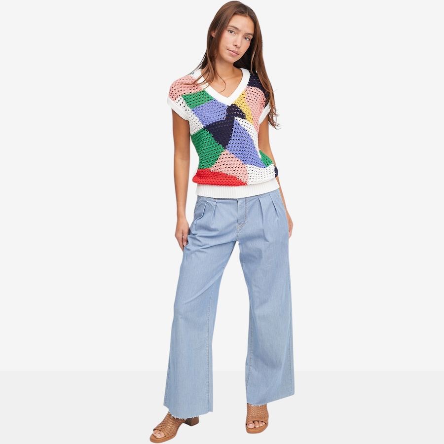 Image 105128_ALTMORE2.jpg, Product 105-128 / Price $59.88, claudia ev Pleated Wide Leg Trouser from claudia ev on TSC.ca's Fashion department