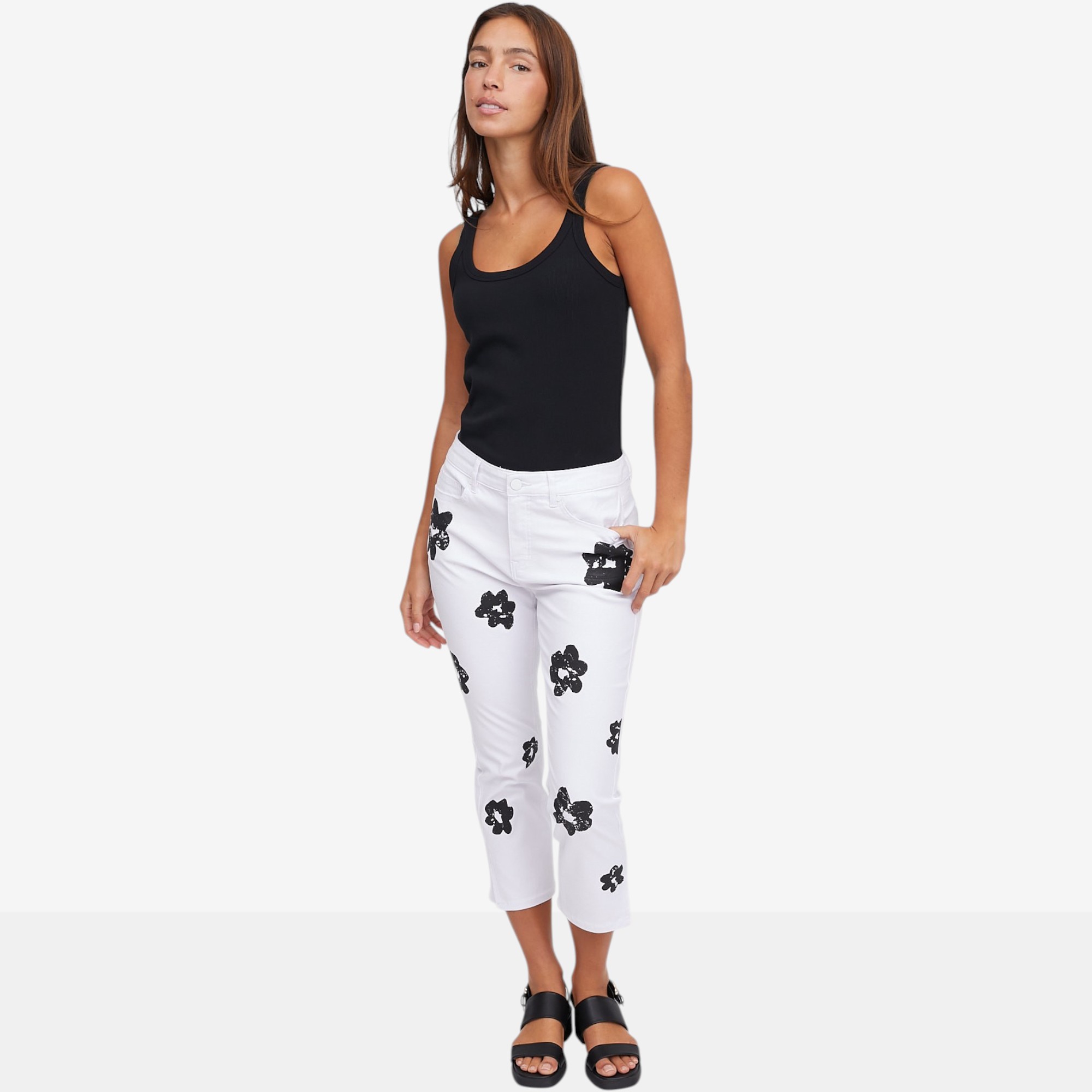claudia ev Printed Slim Crop Pant - TSC.ca