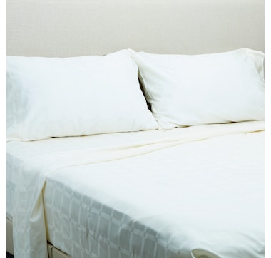 Guillaume Home 4-Piece Dobby Grid Solid Cotton Sheet Set