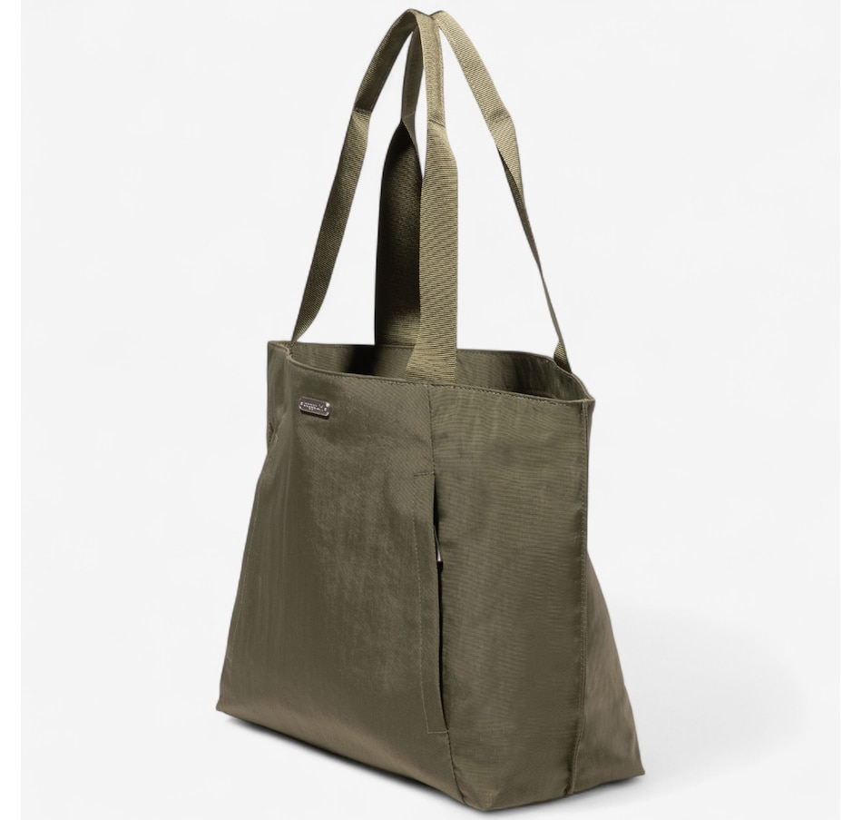 Image 105484_ALTMORE1.jpg, Product 105-484 / Price $150.00, Baggallini Multi Compartment Tote from Baggallini on TSC.ca's Fashion department