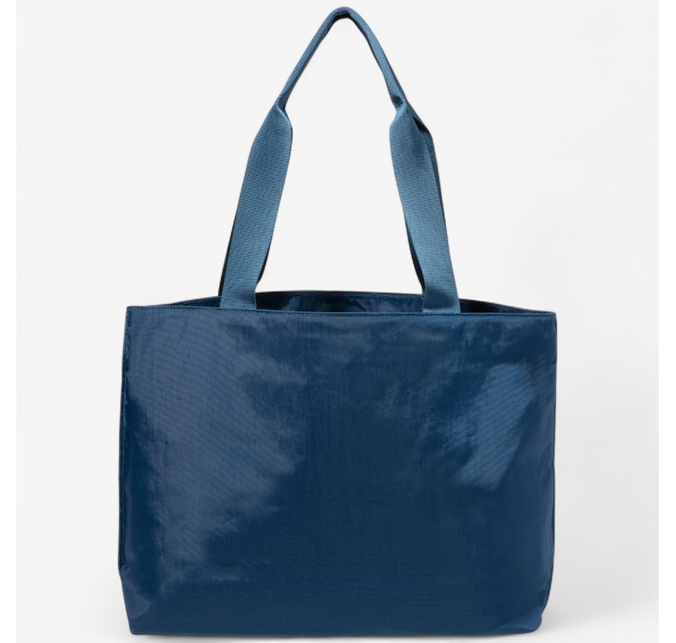 Image 105484_ALTMORE17.jpg, Product 105-484 / Price $150.00, Baggallini Multi Compartment Tote from Baggallini on TSC.ca's Fashion department