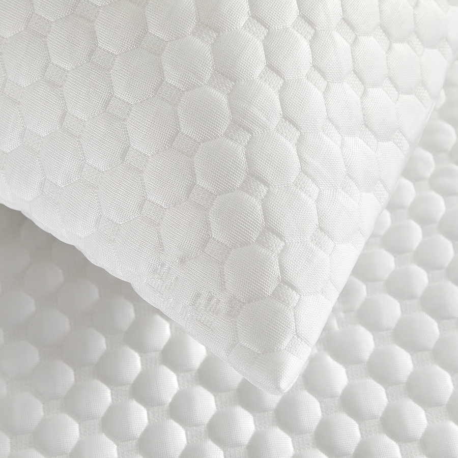 Image 105633_ALTMORE2.jpg, Product 105-633 / Price $24.99, Home Suite Cooling Pillow Protector from Home Suite on TSC.ca's Home & Garden department