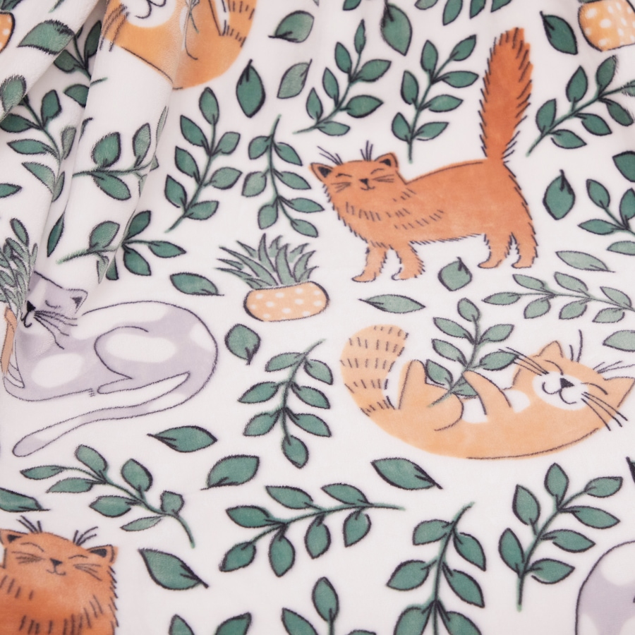 Image 105850_ALTMORE1.jpg, Product 105-850 / Price $24.99, Home Suite Cat Garden Throw from Home Suite on TSC.ca's Home & Garden department
