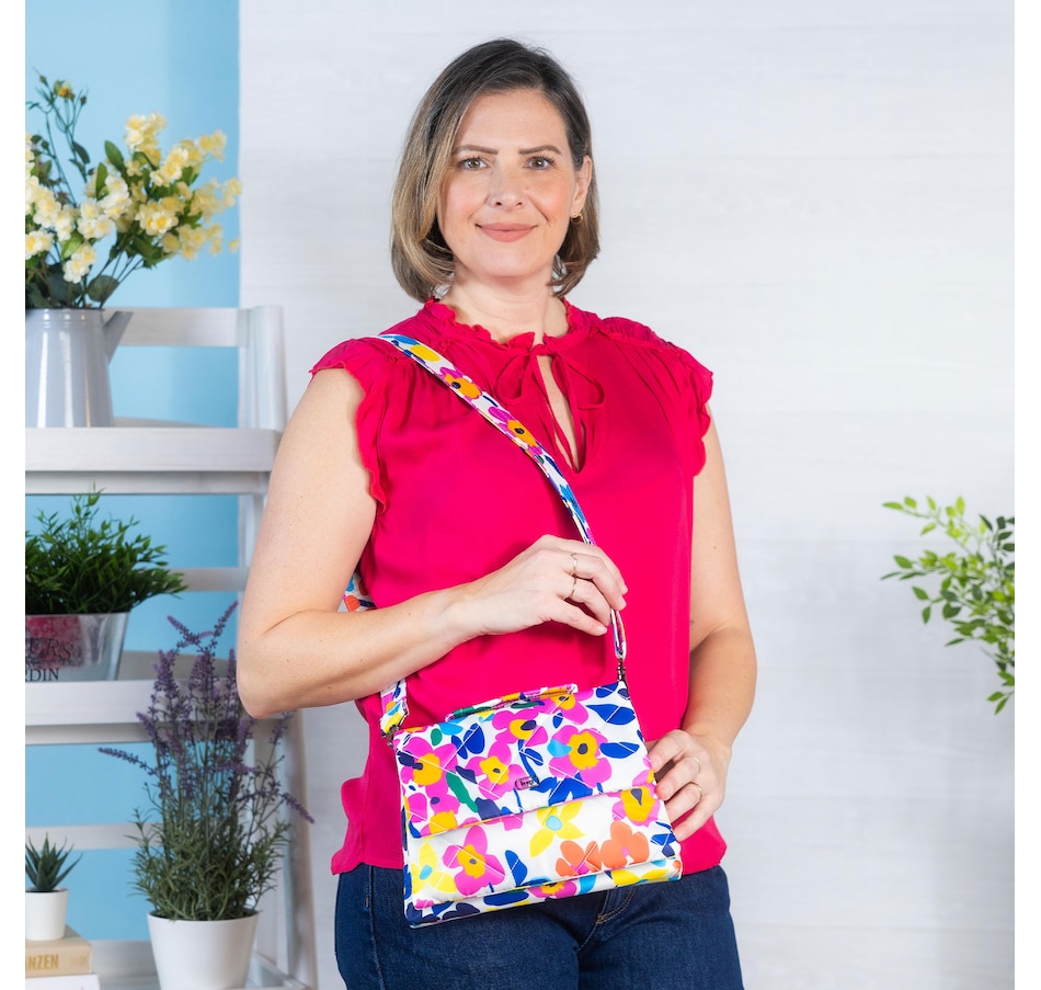 Image 105921_ALTMORE22.jpg, Product 105-921 / Price $94.00, Lug Plie Crossbody from Lug on TSC.ca's Fashion department