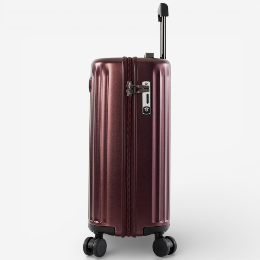 Image 105941_ALTMORE13.jpg, Product 105-941 / Price $499.99, Heys Smart Luggage 21" from Heys on TSC.ca's Home & Garden department