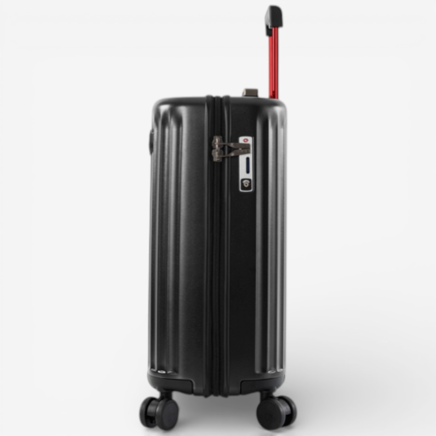 Image 105941_ALTMORE7.jpg, Product 105-941 / Price $499.99, Heys Smart Luggage 21" from Heys on TSC.ca's Home & Garden department