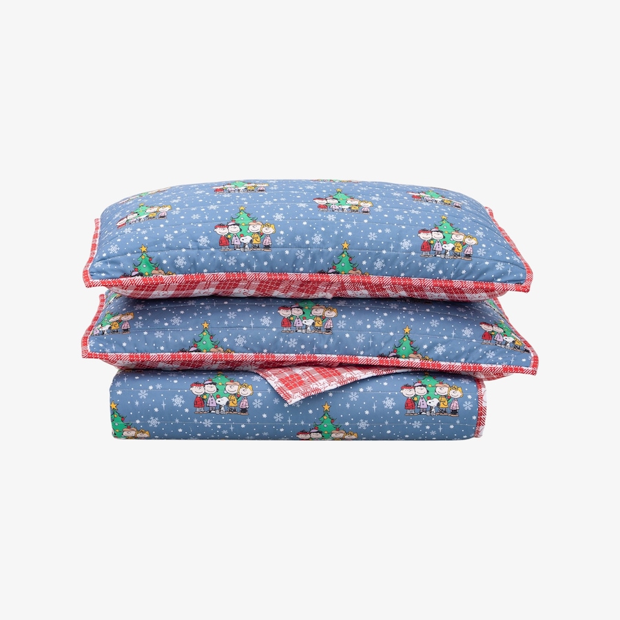 Image 105997_ALTMORE6.jpg, Product 105-997 / Price $79.99, Berkshire Peanuts Pin Holiday Quilt Set from Berkshire on TSC.ca's Home & Garden department