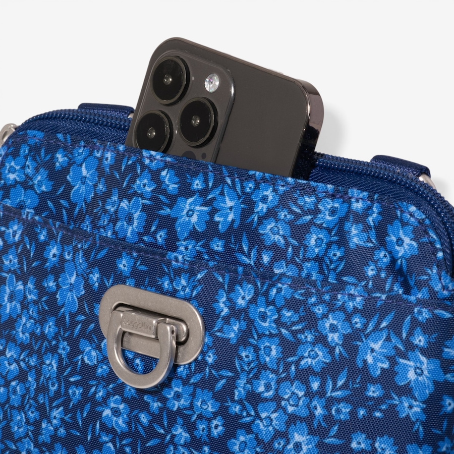 Image 106059_ALTMORE16.jpg, Product 106-059 / Price $99.99, Baggallini Coastal Flip Mini Crossbody Bag from Baggallini on TSC.ca's Fashion department