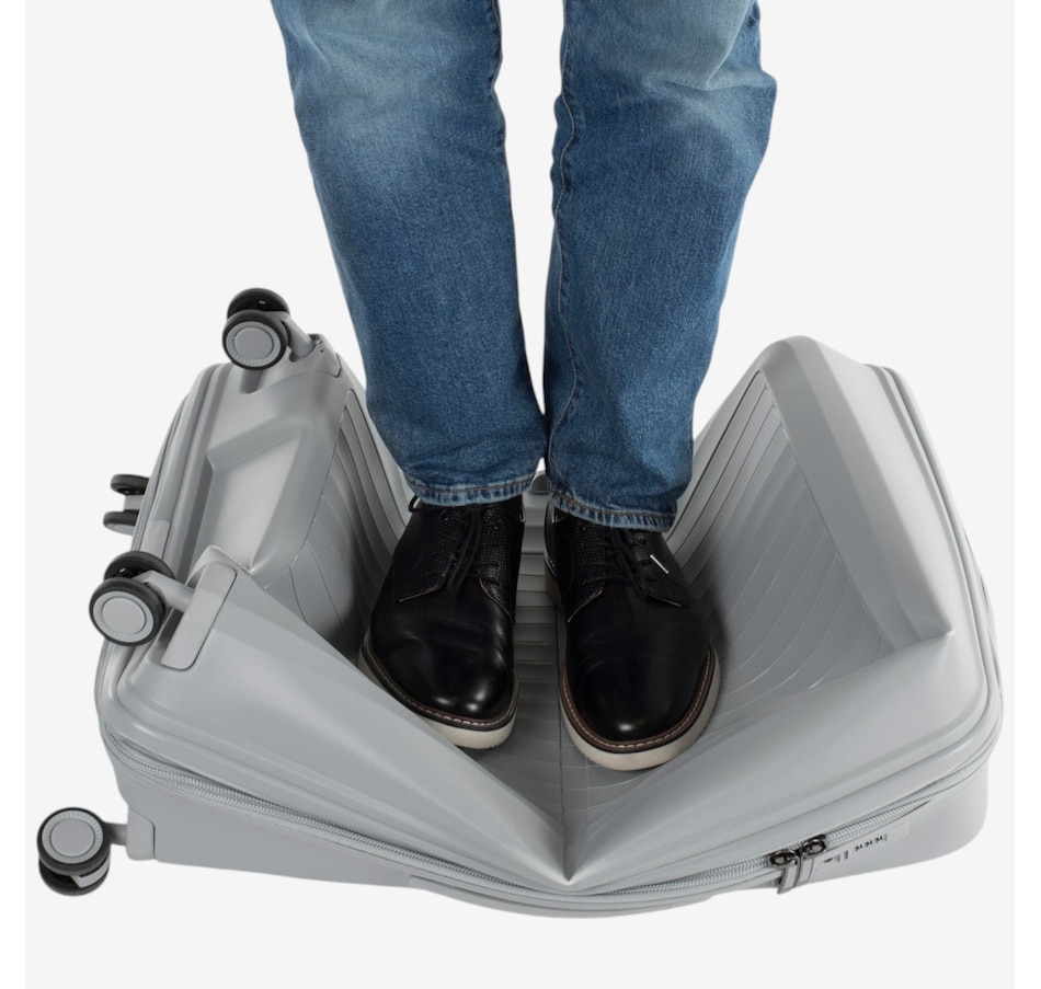 Image 106703_ALTMORE13.jpg, Product 106-703 / Price $149.99, Heys AirLite 26" Spinner Luggage from Heys on TSC.ca's Home & Garden department