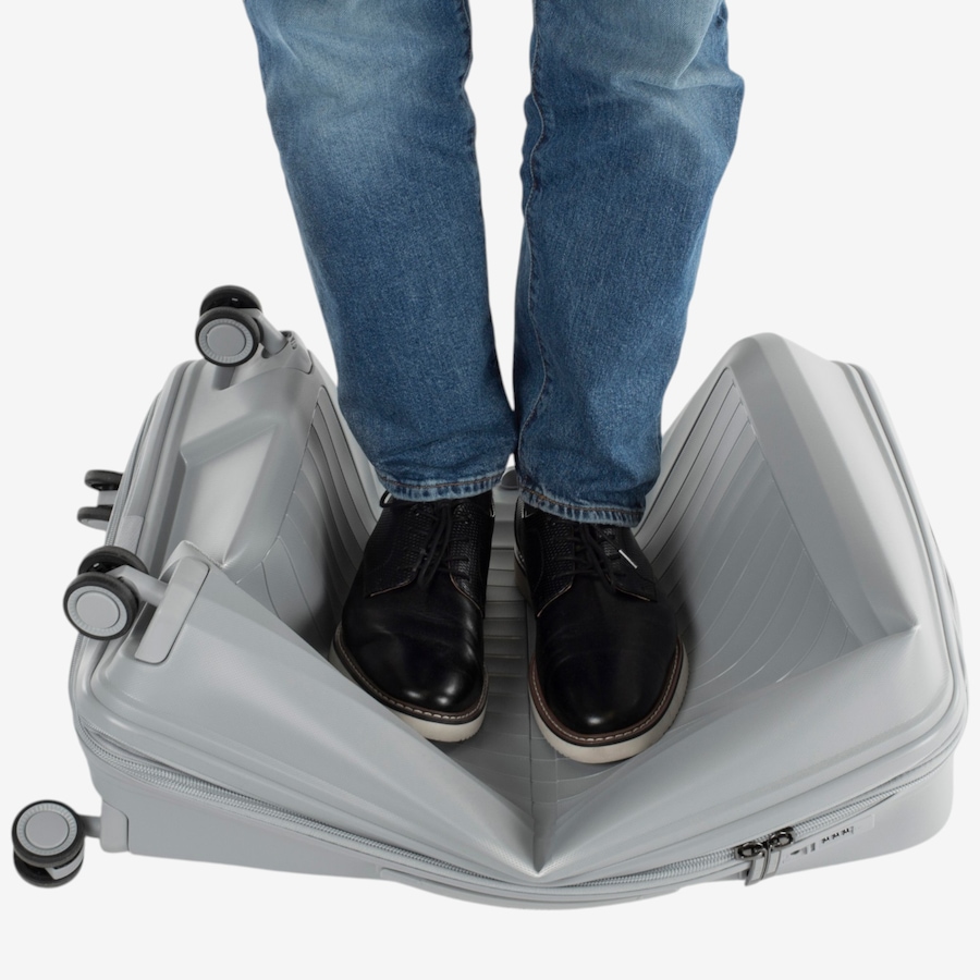 Image 106703_ALTMORE13.jpg, Product 106-703 / Price $149.99, Heys AirLite 26" Spinner Luggage from Heys on TSC.ca's Home & Garden department