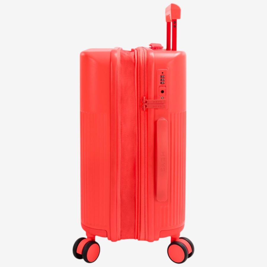 Image 106707_ALTMORE11.jpg, Product 106-707 / Price $219.99, Heys HiLite 21" Spinner Luggage from Heys on TSC.ca's Home & Garden department