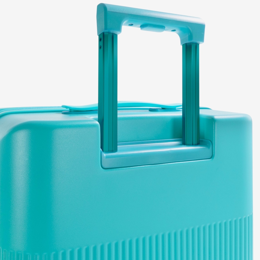 Image 106707_ALTMORE7.jpg, Product 106-707 / Price $219.99, Heys HiLite 21" Spinner Luggage from Heys on TSC.ca's Home & Garden department