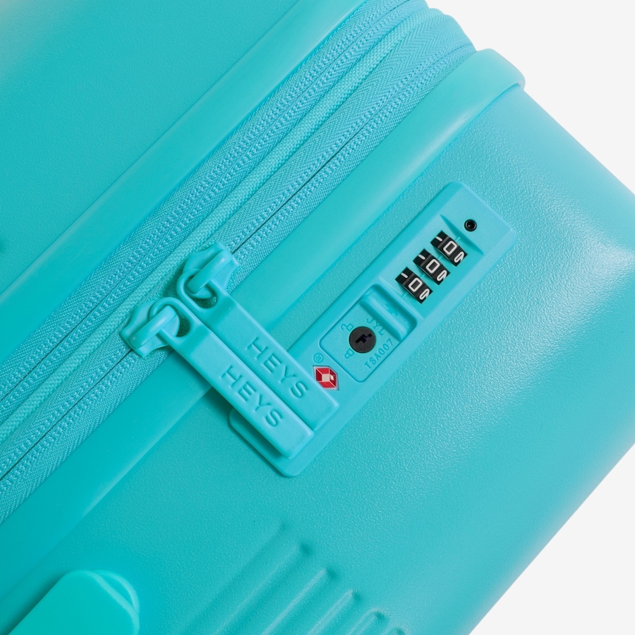 Image 106707_ALTMORE8.jpg, Product 106-707 / Price $219.99, Heys HiLite 21" Spinner Luggage from Heys on TSC.ca's Home & Garden department