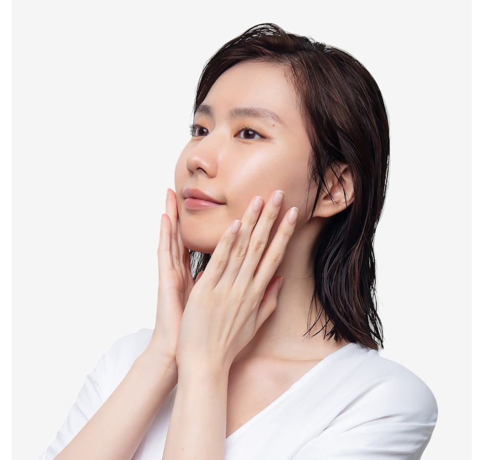 Image 109881_ALTMORE8.jpg, Product 109-881 / Price $51.90, Foreo Kiwi Pore Minimizing Toner Pads (60-Count) from Foreo on TSC.ca's Beauty department