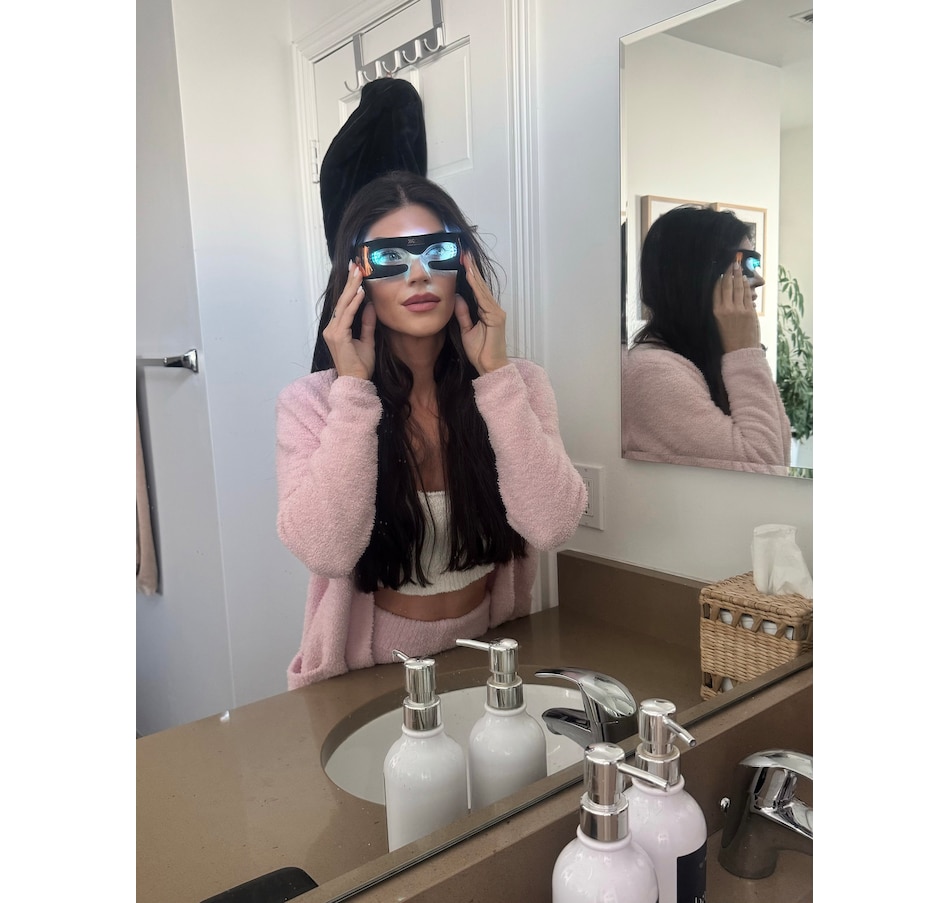 Image 111916_ALTMORE15.jpg, Product 111-916 / Price $149.99, GLO24K Bionic 7 Colour LED Eye Care Mask from GLO24k on TSC.ca's Beauty department