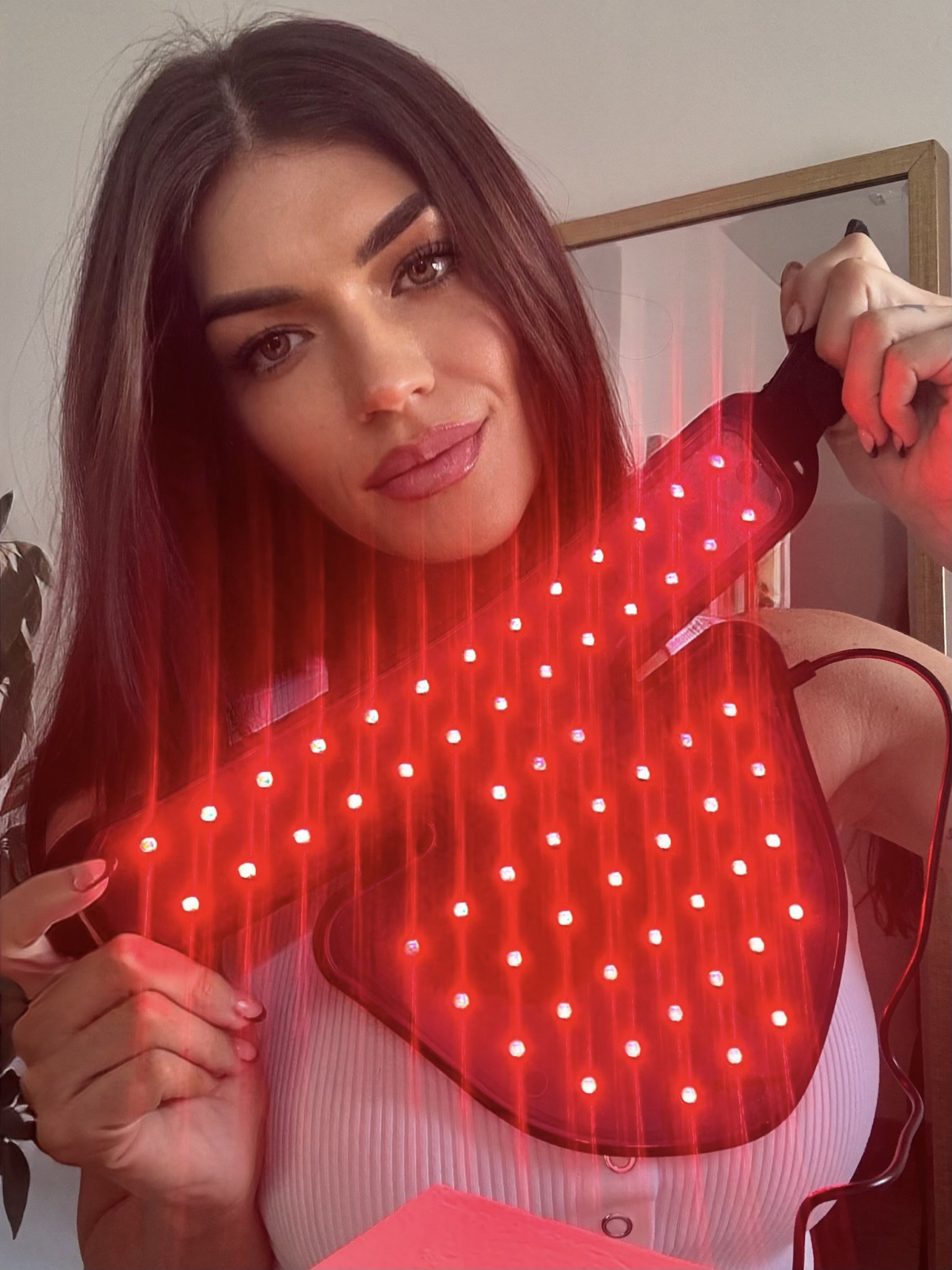GLO24K Colour LED Super Mask For the Neck, Chest, and Décolleté