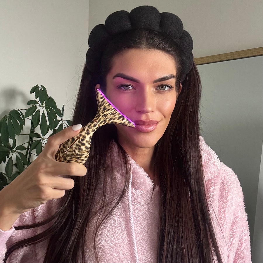Image 113715_ALTMORE19.jpg, Product 113-715 / Price $149.99, Glo24K 7 Color LED Neck & Face Massager Deluxe from GLO24k on TSC.ca's Beauty department