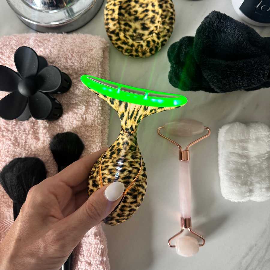 Image 113715_ALTMORE7.jpg, Product 113-715 / Price $149.99, Glo24K 7 Color LED Neck & Face Massager Deluxe from GLO24k on TSC.ca's Beauty department
