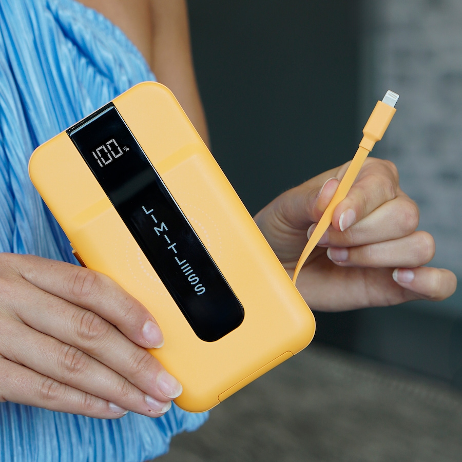 Image 118007_ALTMORE18.jpg, Product 118-007 / Price $69.99, Limitless Elite 15,000-mAh Power Bank with Wall Plug, Built-In Cables, Digital Display and Wireless Charging from Limitless on TSC.ca's Electronics department