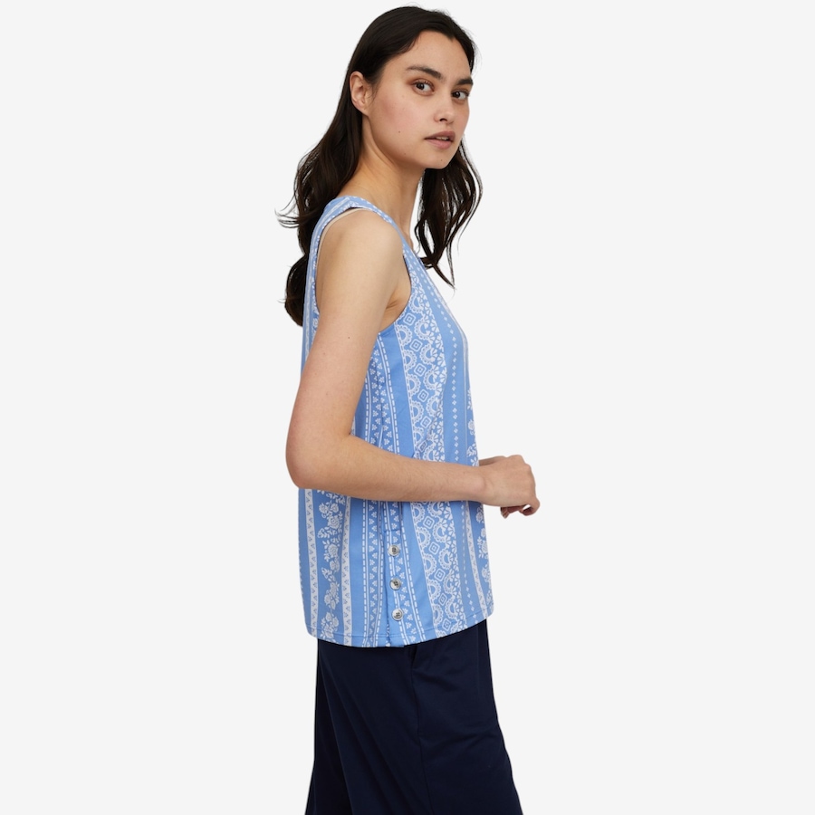 Image 118732_ALTMORE1.jpg, Product 118-732 / Price $19.88, Cuddl Duds Flexwear Solid Tank from Cuddl Duds  on TSC.ca's Fashion department