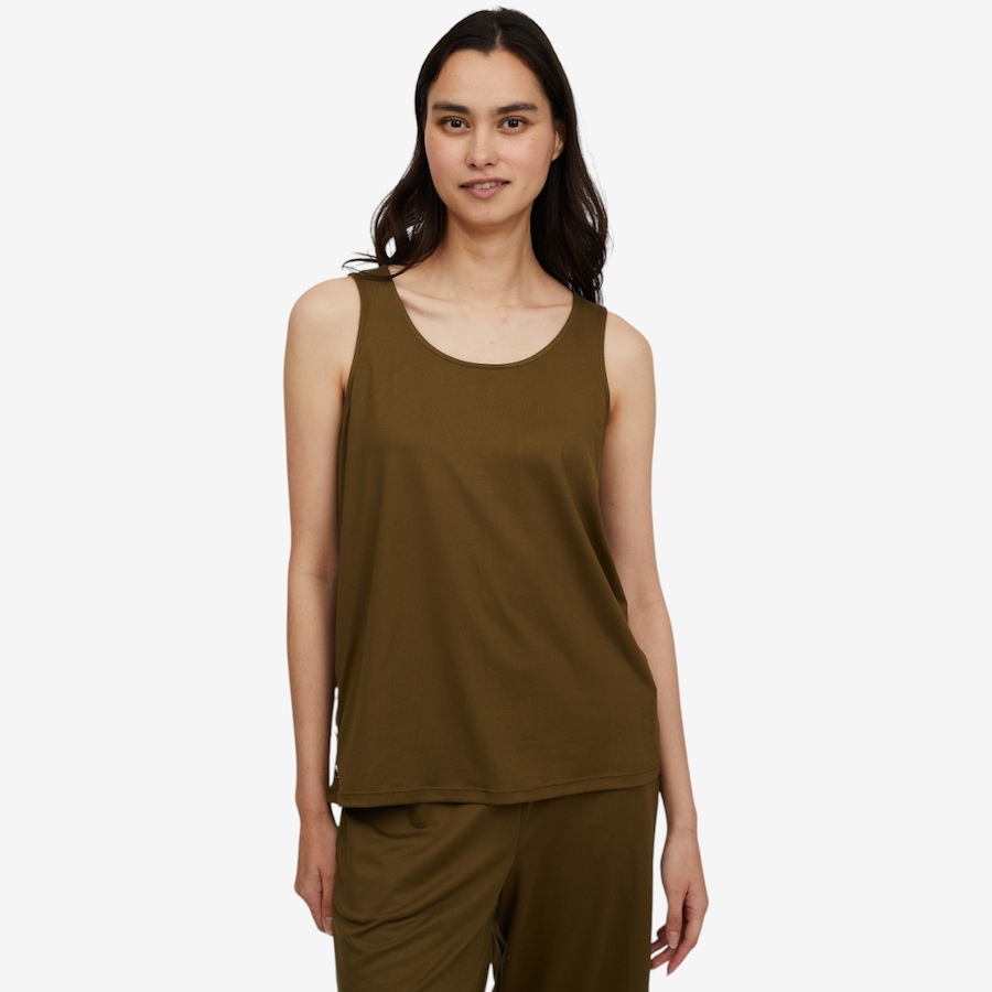 Image 118732_OLI.jpg, Product 118-732 / Price $19.88, Cuddl Duds Flexwear Solid Tank from Cuddl Duds  on TSC.ca's Fashion department
