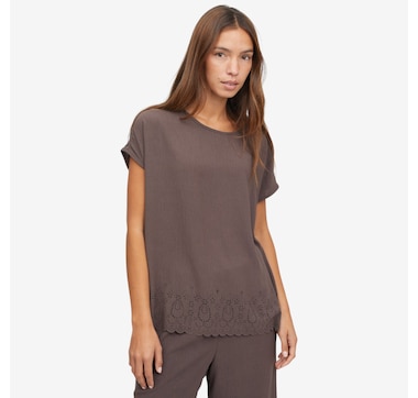 Kim &amp; Co. Crinkle Poplin Short Dolman Sleeve with Eyelet Hem Top
