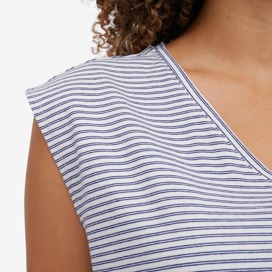 Image 118889_ALTMORE2.jpg, Product 118-889 / Price $19.33, Stacy London Grab & Go Tee from by Stacy London on TSC.ca's Fashion department