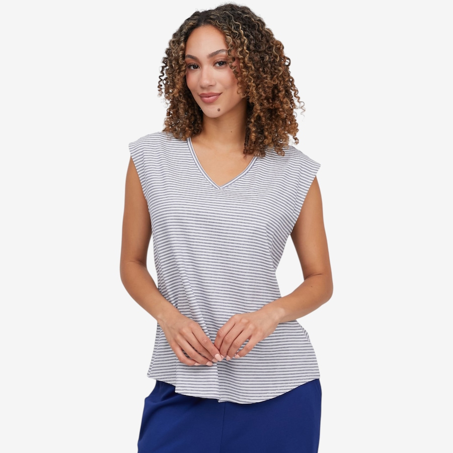 Image 118889_NVS.jpg, Product 118-889 / Price $19.33, Stacy London Grab & Go Tee from by Stacy London on TSC.ca's Fashion department