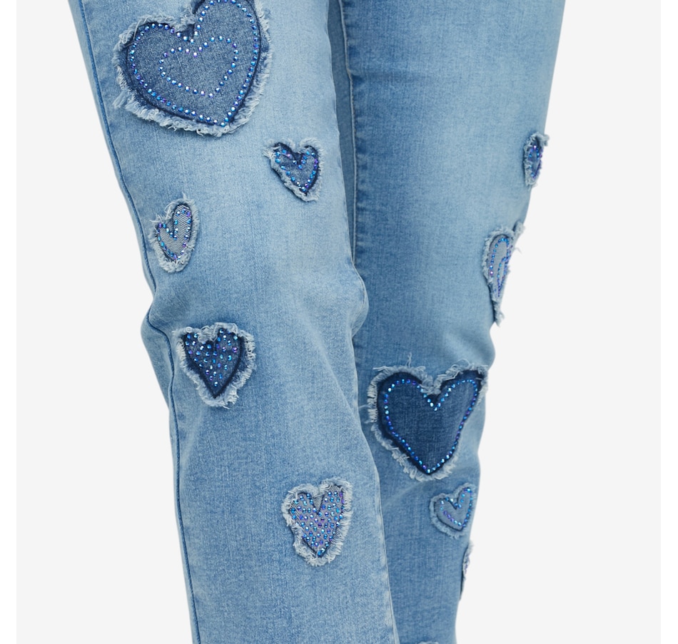 Image 118900_ALTMORE2.jpg, Product 118-900 / Price $104.88, Diane Gilman New Classic Stretch Heart Patch Straight Leg Jean from DG2 by Diane Gilman on TSC.ca's Fashion department