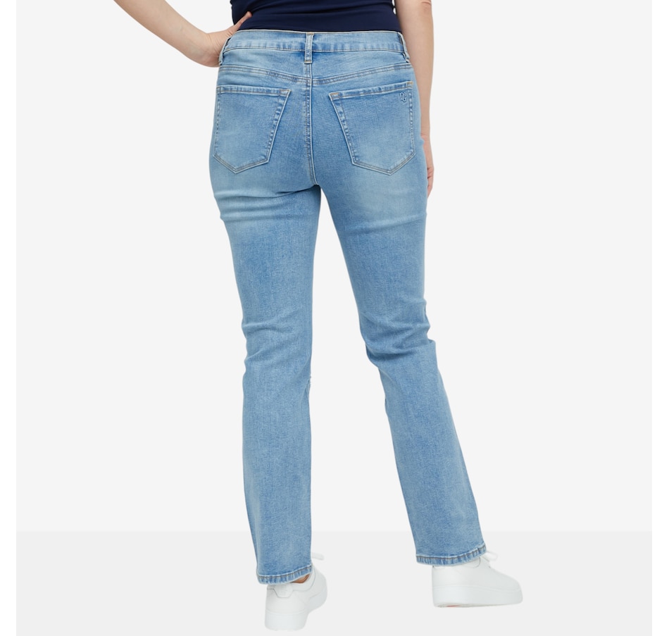 Image 118900_ALTMORE3.jpg, Product 118-900 / Price $104.88, Diane Gilman New Classic Stretch Heart Patch Straight Leg Jean from DG2 by Diane Gilman on TSC.ca's Fashion department
