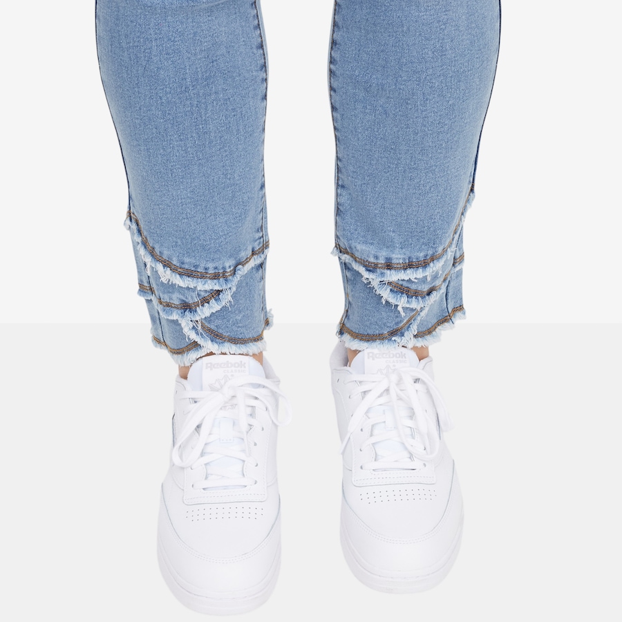 Image 118907_ALTMORE2.jpg, Product 118-907 / Price $34.33, Diane Gilman Legacy Stretch Fringe Petal Hem Skinny Ankle Jean from DG2 by Diane Gilman on TSC.ca's Fashion department