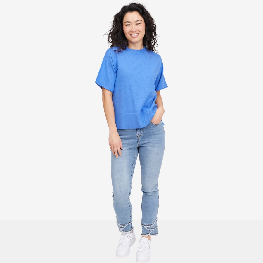 Image 118907_ALTMORE6.jpg, Product 118-907 / Price $34.33, Diane Gilman Legacy Stretch Fringe Petal Hem Skinny Ankle Jean from DG2 by Diane Gilman on TSC.ca's Fashion department