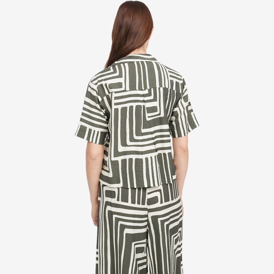 Image 119062_ALTMORE3.jpg, Product 119-062 / Price $69.88, Shannon Passero Sunrise Shirt from Shannon Passero  on TSC.ca's Fashion department